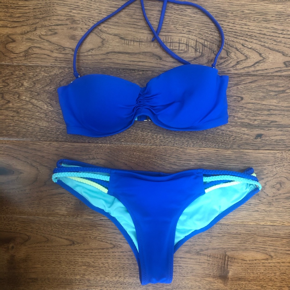 Victoria’s Secret Bikini